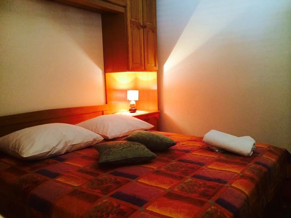 Guest House Zaninovic Đảo Hvar Phòng bức ảnh